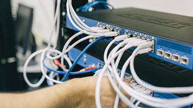 Dell R740 Servers vs. Servers of HPE, Lenovo, Huawei, Inspur and Others