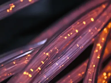 Copper vs Fiber vs DAC/AOC Interconnects Guide